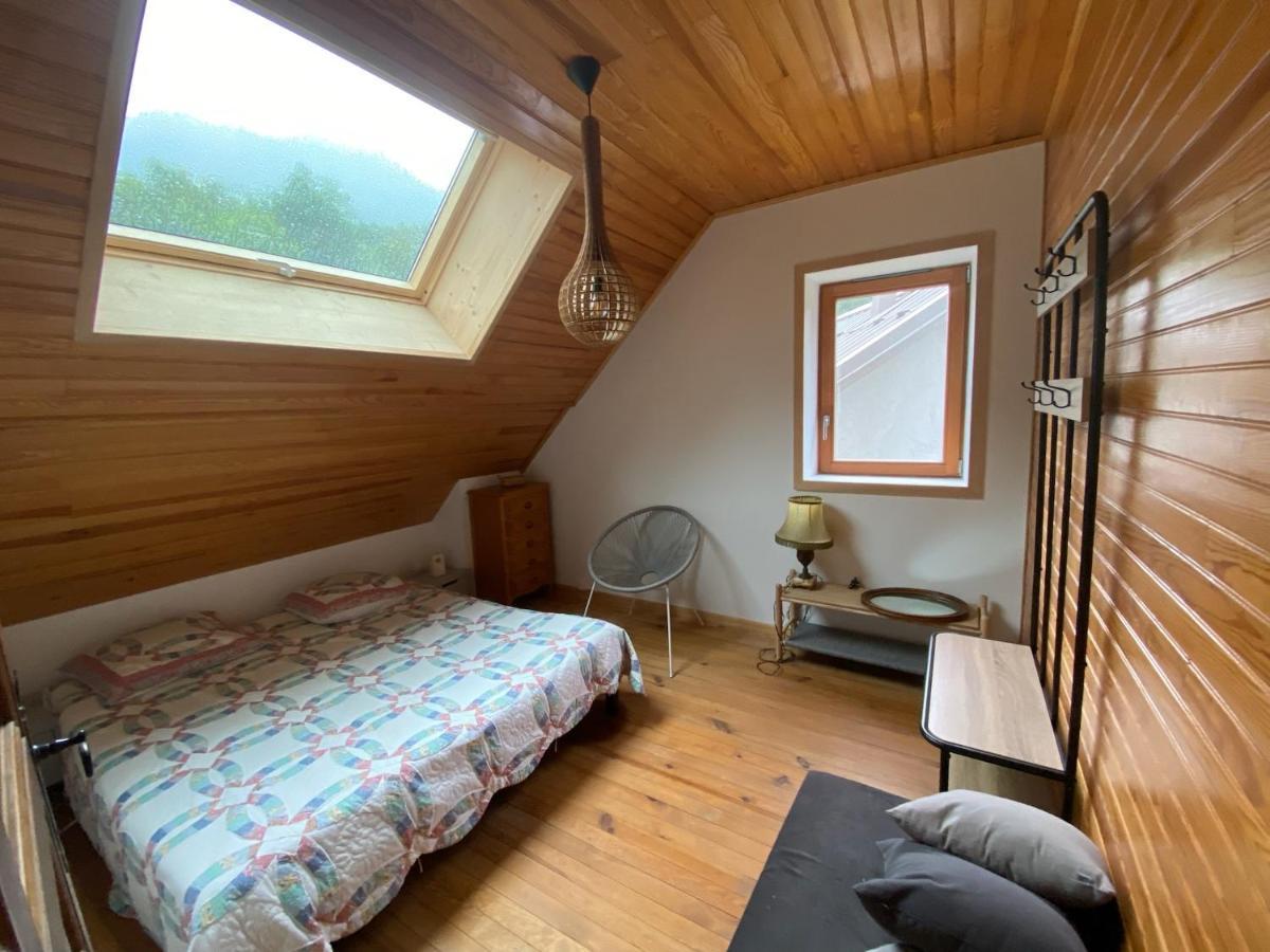 Maison Refaite A Neuf En Pleine Nature Puy-Saint-Eusebe Экстерьер фото